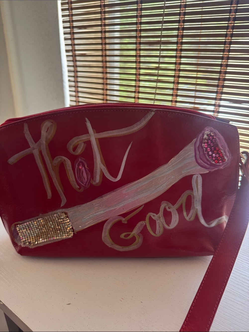 Valentina Red Hand-Painted Crossbody Bag with that good Detail